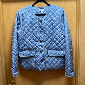 Lightweight quilted jacket. Size small. Great condition.